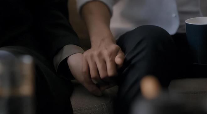 54岁沈严翻车了？满脸褶子的“情妇”，观众直呼辣眼睛