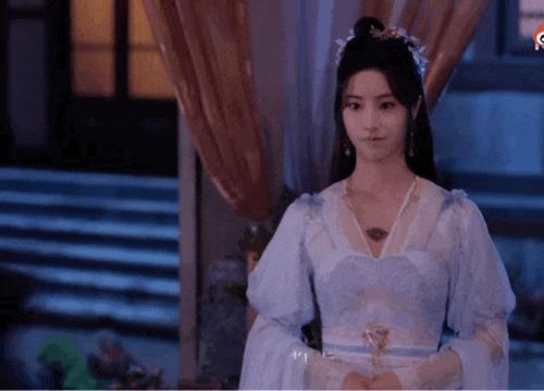 剧情魔改、口碑崩盘这么难看的剧也至于撕成这样？