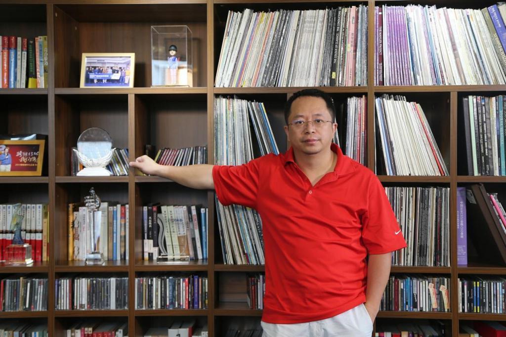“翻红”的周鸿祎，“隐身”的360