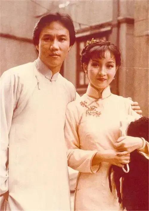 曾因赵雅芝剃度出家的“霍元甲”，如今只是一72岁普通老头