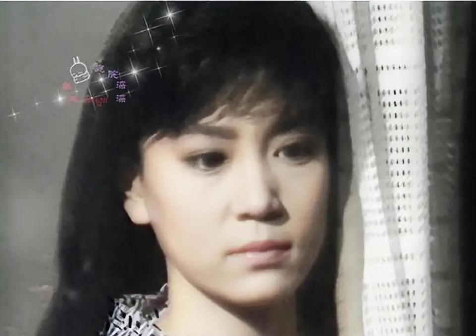 至今没生孩子的4位中老年女星，亿万身家没子女继承