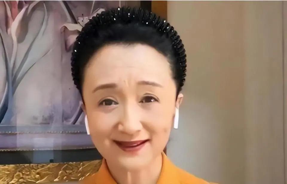 至今没生孩子的4位中老年女星，亿万身家没子女继承