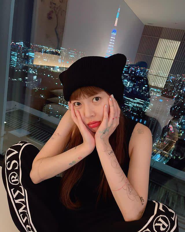 泫雅官宣恋情遭网暴！被骂“好脏”，因对象有“偷拍”黑历史