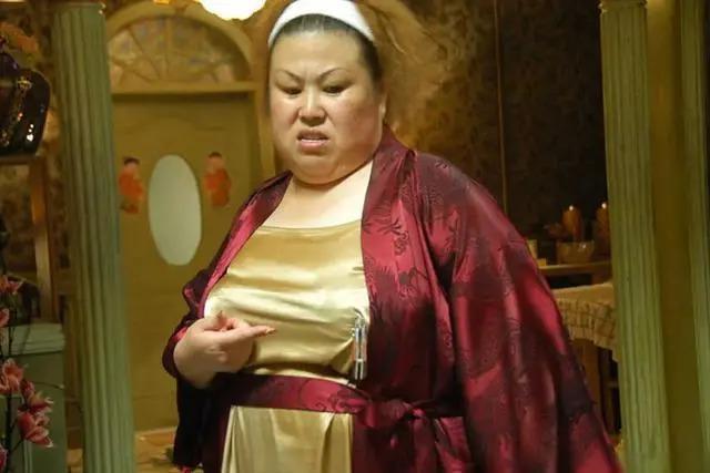 “富婆专业户”董立范：当过瓦工，被初恋骗钱，59岁无人敢娶