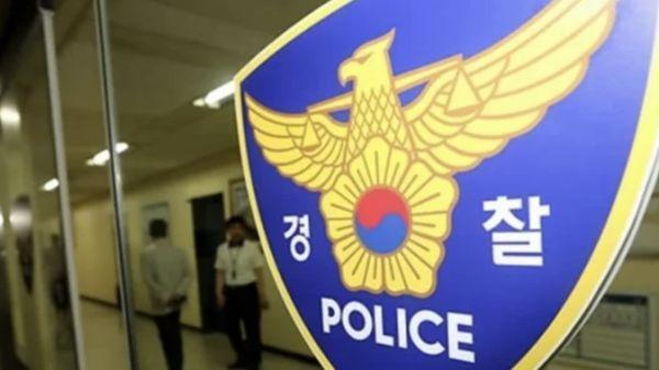 韩国30岁歌手向警方自首吸毒，很亢奋被质疑吸嗨了