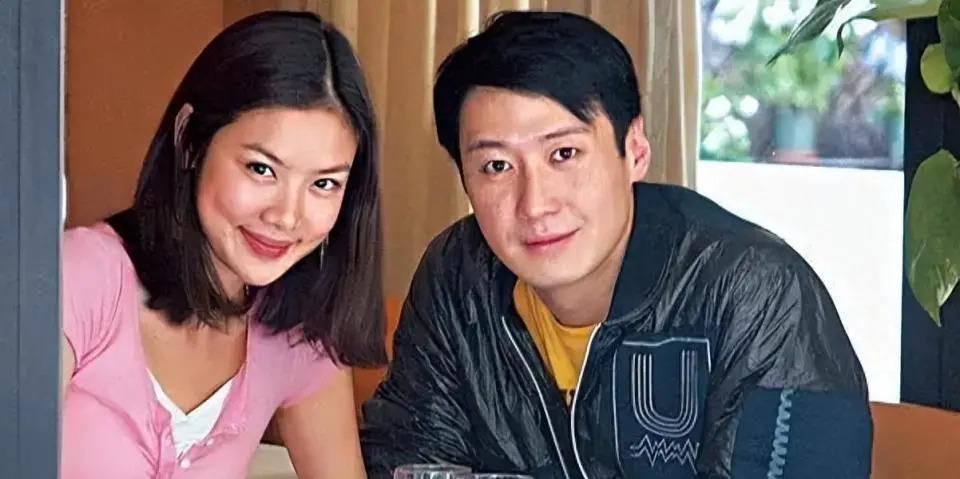 梁洛施谈过往：港圈诸多“捞女”，为何嫁豪门的寥寥无几