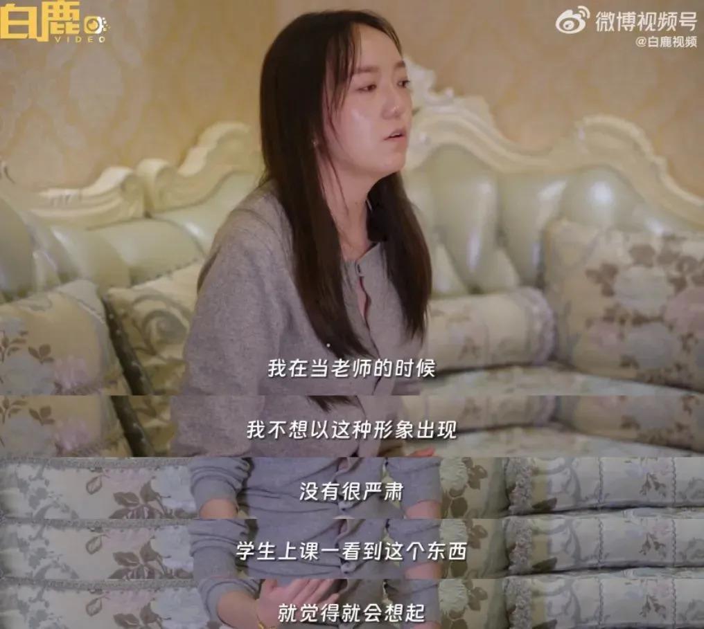还记得表情包里魔性大笑的哈哈姐吗？开始直播了？