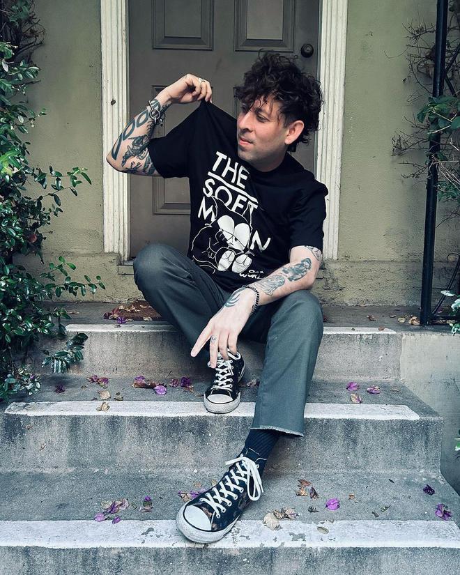 The Soft Moon乐队主唱Luis等三人在同场事故中去世