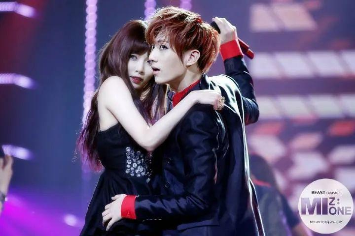 震惊!!他俩居然在一起了?!