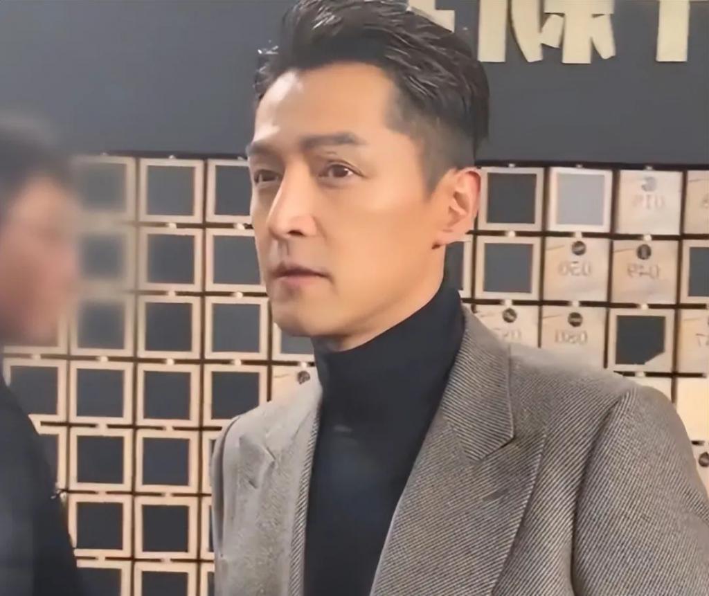 今日活动生图：看了张若昀与胡歌，我才明白什么叫顶级骨相