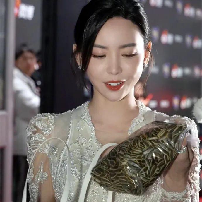 创飞所有人，没想到他这么抠门