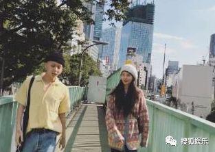 虽然认识十多年了，但他俩恋爱还是有点让人震惊呢！