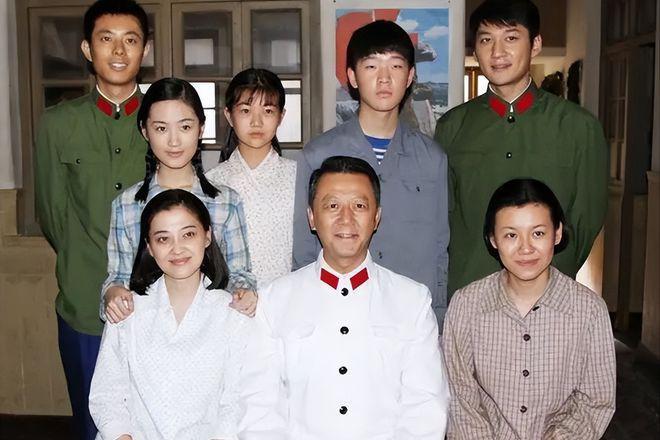 强扭的瓜不甜？《繁花》质疑声不断，李立群算是说到点子上了