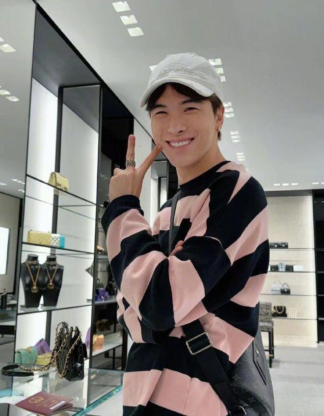 韩安冉女儿被确诊多动症！曝父亲小猪有多动症，家族中有精神病史