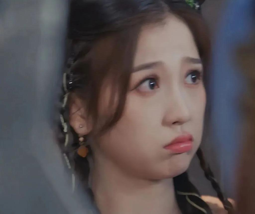 长着“胖头鱼脸”却要演第一美女，谁的审美出了问题？