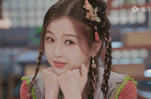 长着“胖头鱼脸”却要演第一美女，谁的审美出了问题？