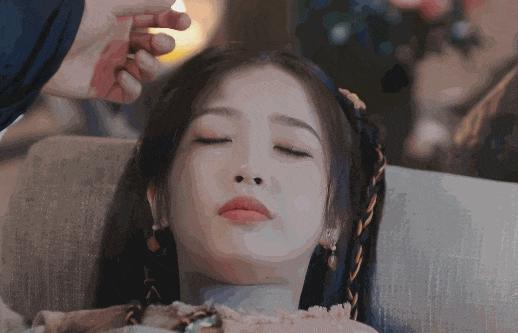 长着“胖头鱼脸”却要演第一美女，谁的审美出了问题？