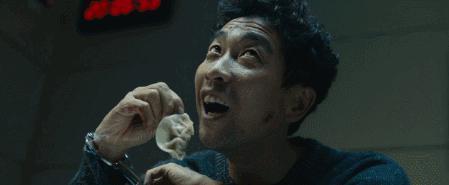 同样是吃饺子镜头，看了王千源和张颂文，才知道什么是教科书演技