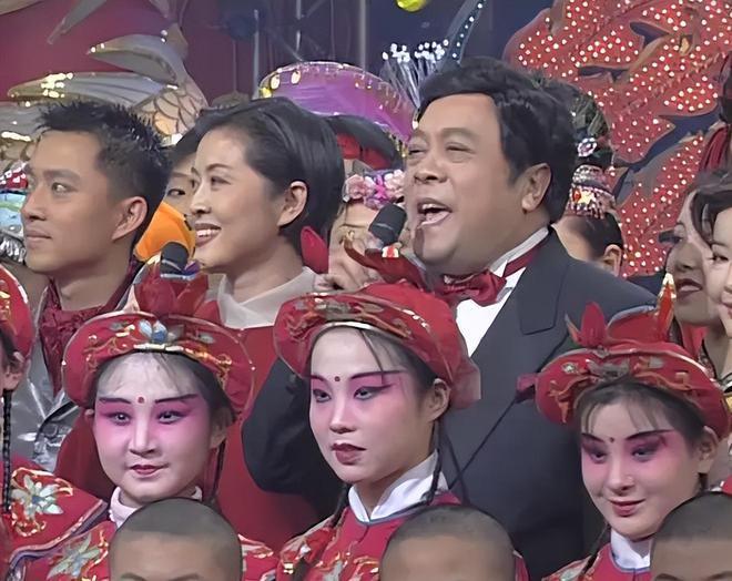 中国央视台标竟是日本人设计的？中国的反被弃用，背后什么原因