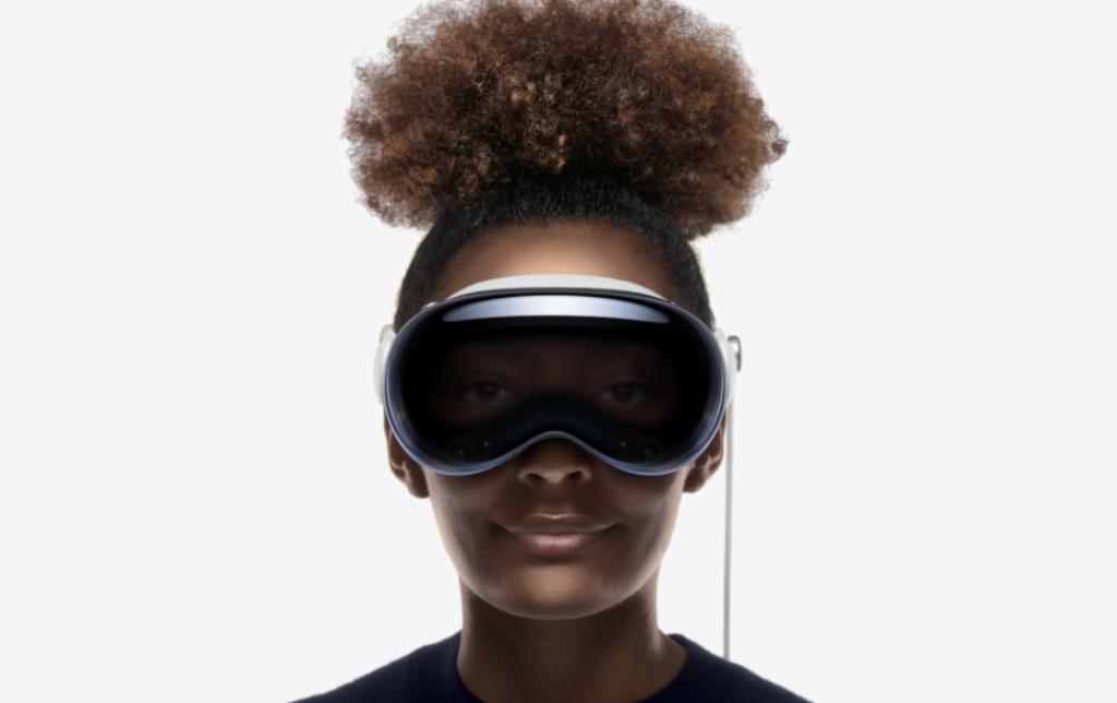 炒到 10 万元一台，苹果 Vision Pro 到底牛在哪里？