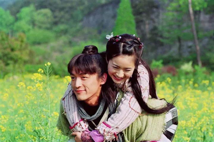 收手吧虞书欣！别折磨观众了，夹子音装可爱千篇一律又尴尬