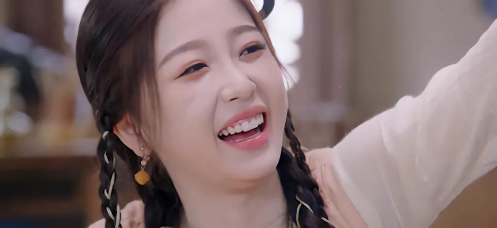 收手吧虞书欣！别折磨观众了，夹子音装可爱千篇一律又尴尬