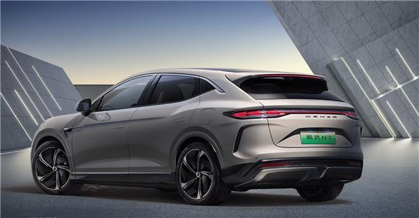 华为领先一代 自己“领先两代” 比亚迪回应