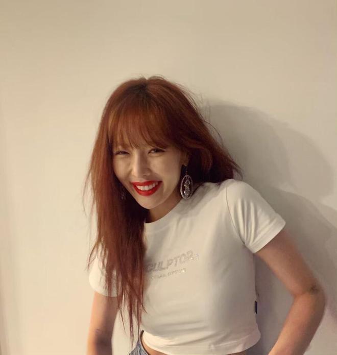 泫雅官宣恋情后：孟佳取关、粉丝关站，男方黑历史被骂太脏