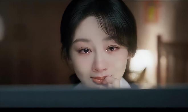 杨紫《要久久爱》首播遭差评：演技一成不变，比范丞丞老太多