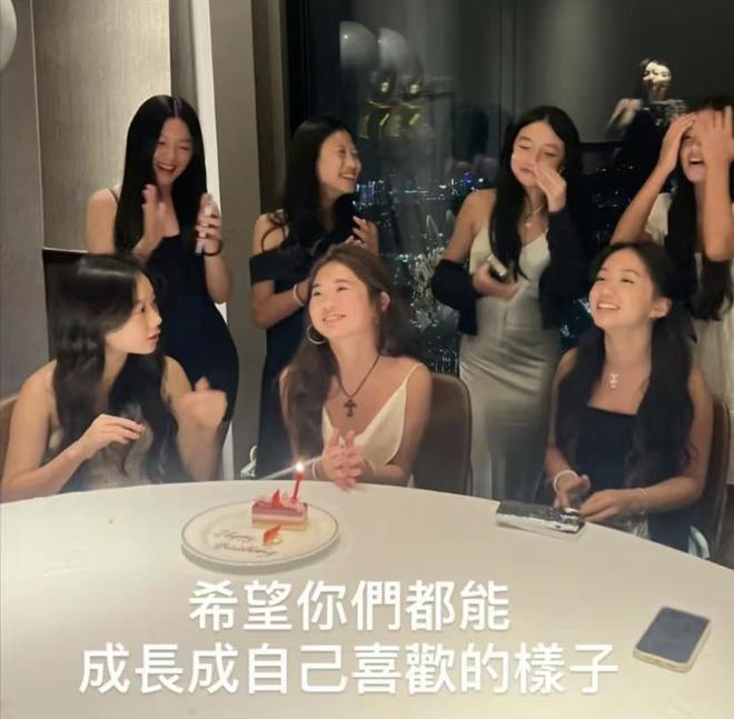 曹格女儿近状曝光，13岁Grace穿搭清凉显成熟