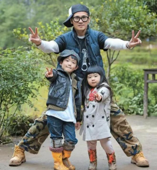 曹格女儿近状曝光，13岁Grace穿搭清凉显成熟