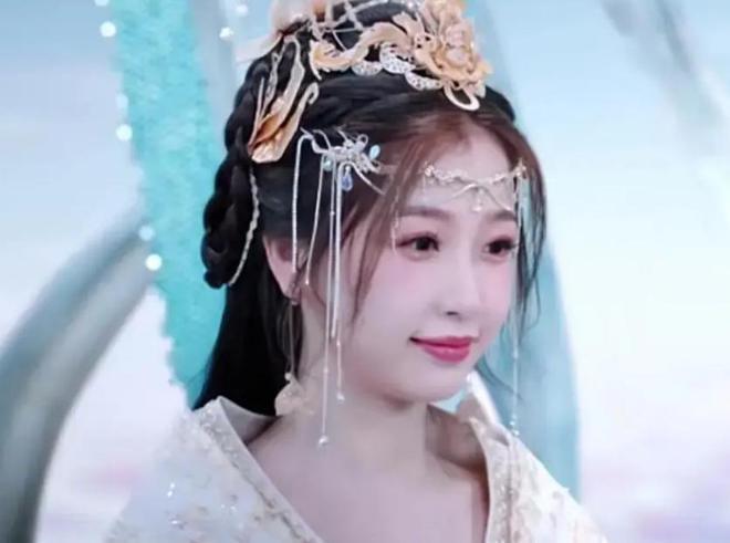 《仙剑》新剧获差评，毛晓慧虞书欣被嘲，才懂旧版多惊艳