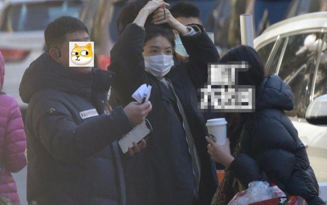春晚第二次联排：杨幂魏大勋先后现身，宋轶一身大牌