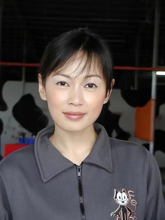 死活不说孩子父母是谁！这6位星二代身世成谜，各自心酸