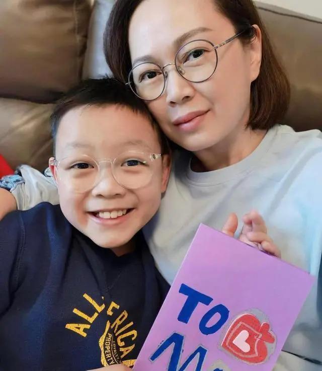 死活不说孩子父母是谁！这6位星二代身世成谜，各自心酸