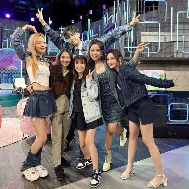 知名女星突宣布已婚生B！疫情期间秘密结婚！