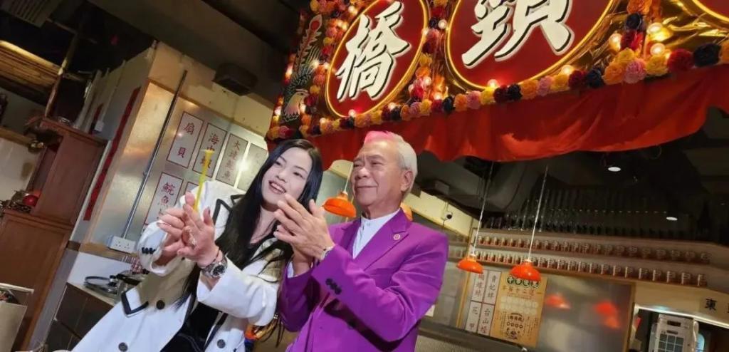 73岁李龙基未婚妻再被爆猛料！曾与一男子借钱后失踪？