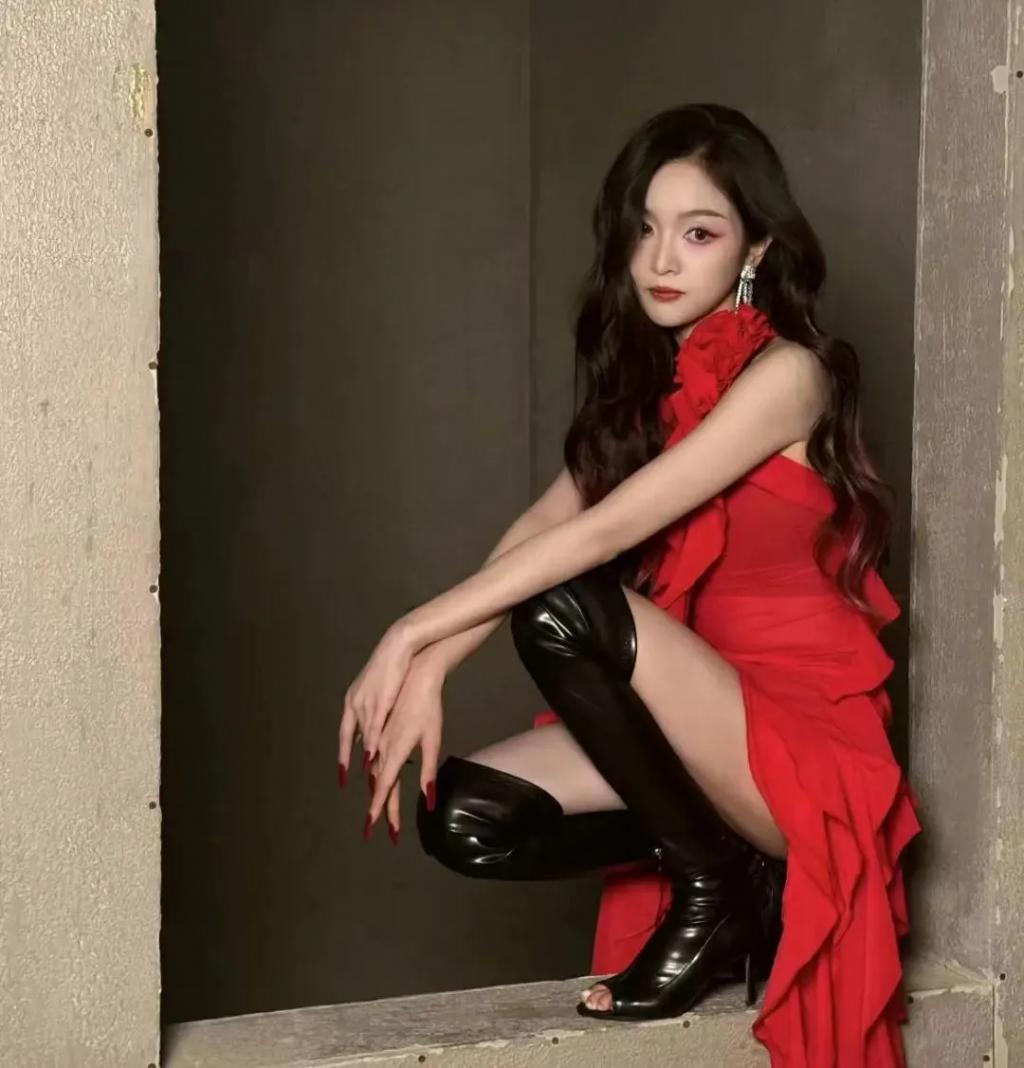 明明是她嘴贱，怎么还先卖惨了？