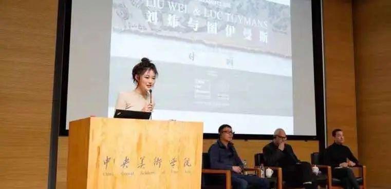 “豆瓣女神”结婚！靠颜值出圈的她们，挤不进上流社会？