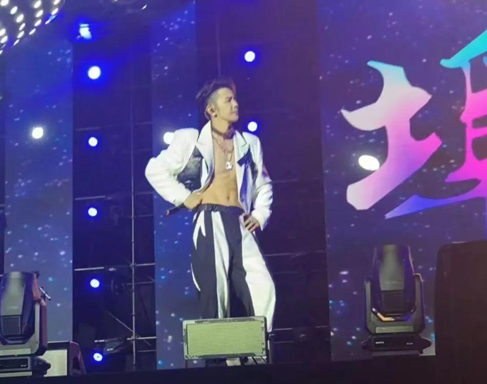 这么拼，连名声都不要了？