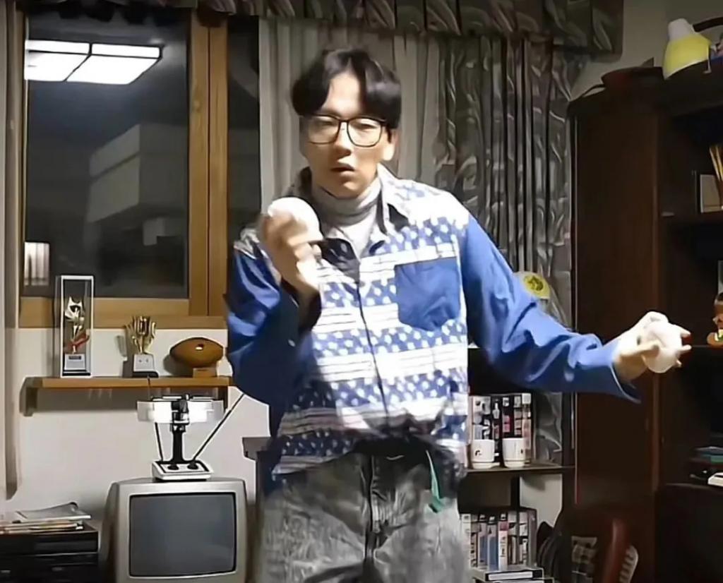 还记得《1988》里的娃娃鱼吗？成韩娱叔圈天菜了？