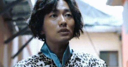 还记得《1988》里的娃娃鱼吗？成韩娱叔圈天菜了？