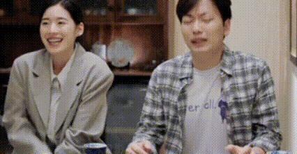 还记得《1988》里的娃娃鱼吗？成韩娱叔圈天菜了？