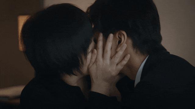 癫成这样，内娱真不嫌丢人吗？