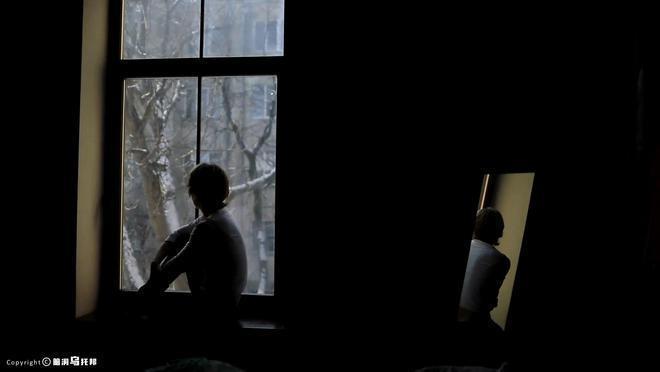 靠相亲综艺走红，深陷明星梦无法自拔，丈夫终成刀下亡魂