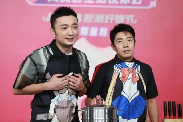 尼格买提在节目中想起外婆，情绪失控，被内涵不成熟