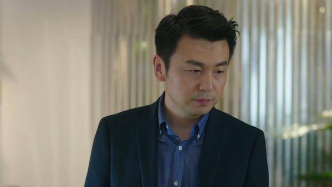 《我的前半生》罗子君收到陌生包裹，查完监控后不敢签收