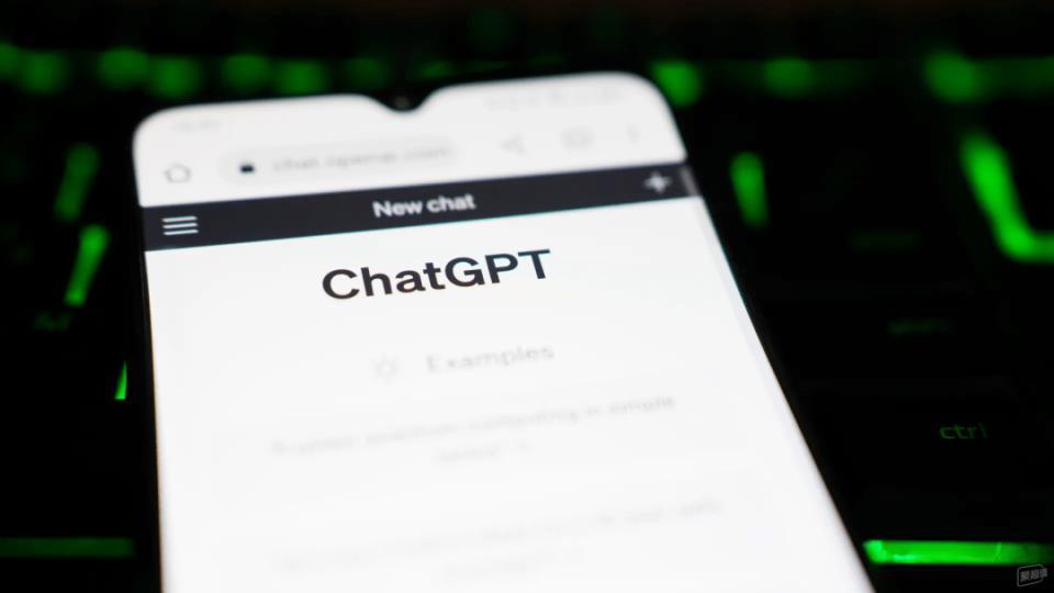 软色情、假官方、刷单横行，GPT Store“开门黑”