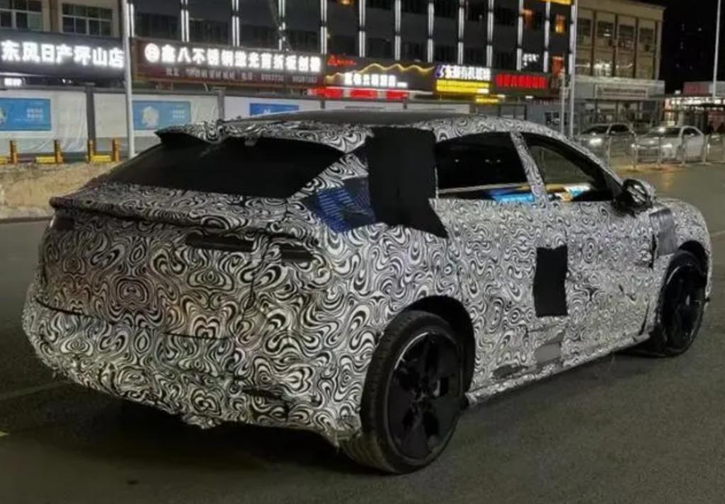 仰望第四款豪车曝光，比亚迪百万级车队加速驶来