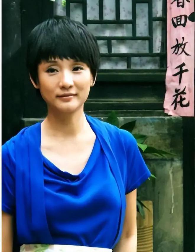 因太漂亮被导演收入囊中的3位女星！有一位戏还没拍完就怀孕